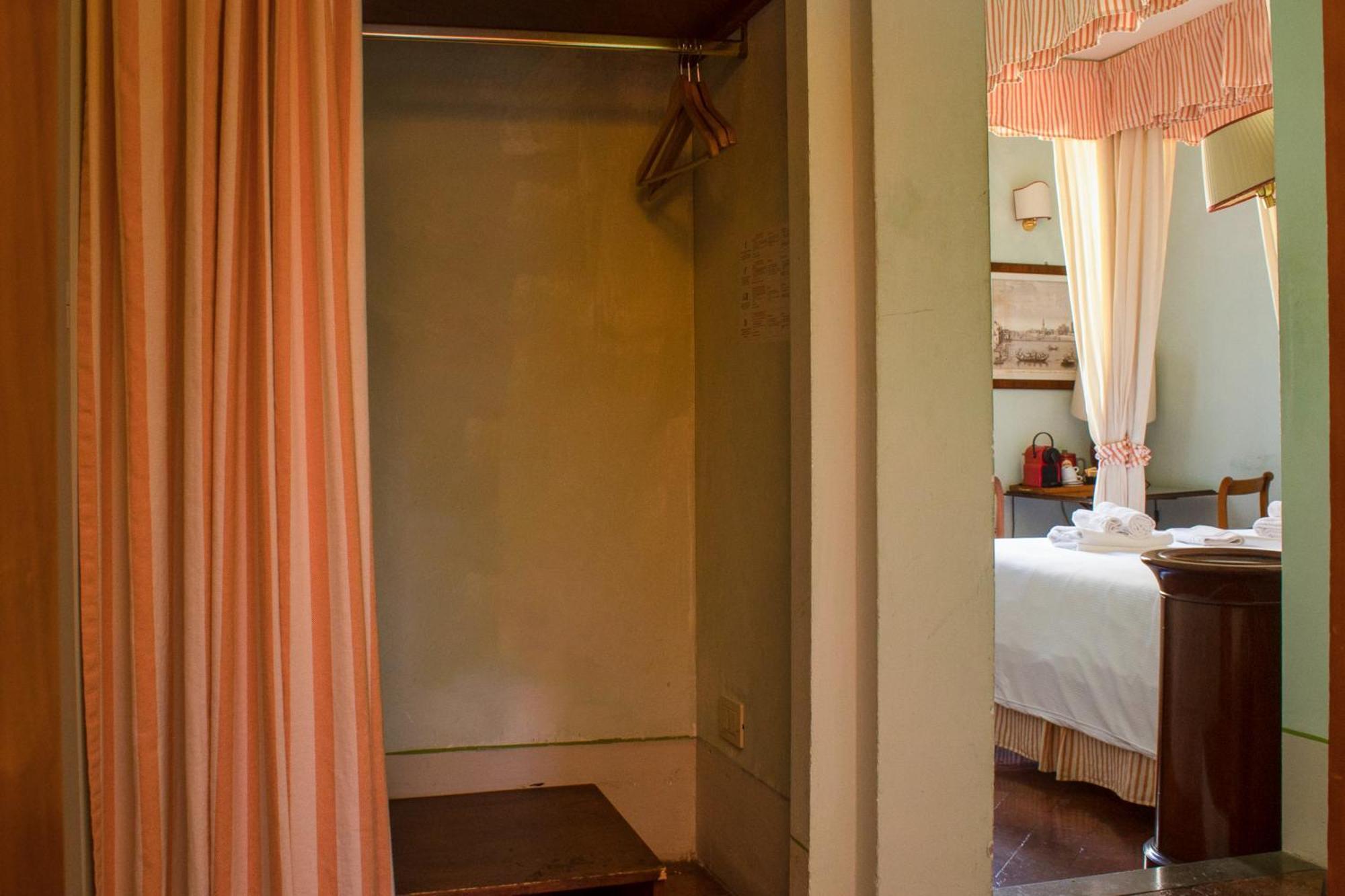 Antica Dimora Firenze Bed & Breakfast Exterior photo
